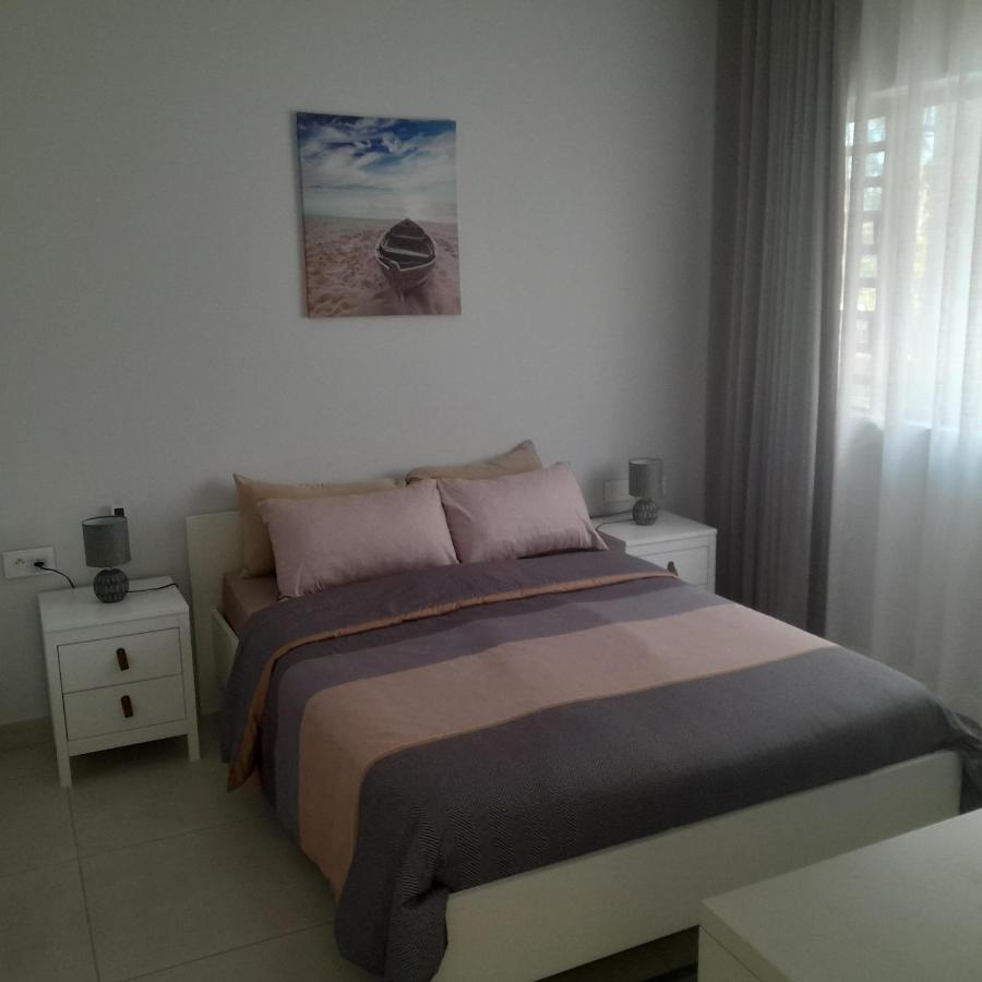Joli Appartement Neuf, Route Cotiere Grand Bay Exteriér fotografie
